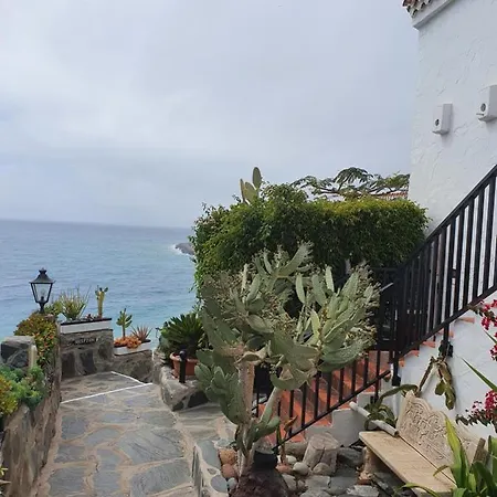 Very Romantic Seaview Mogan With Warm Pool Apartment Patalavaca